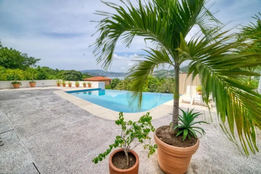 El Tular 2 Bdr Appartment 2 min walk from La Ropa beach
