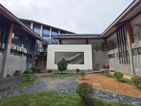 Yichun Wentang Elegant Restaurant