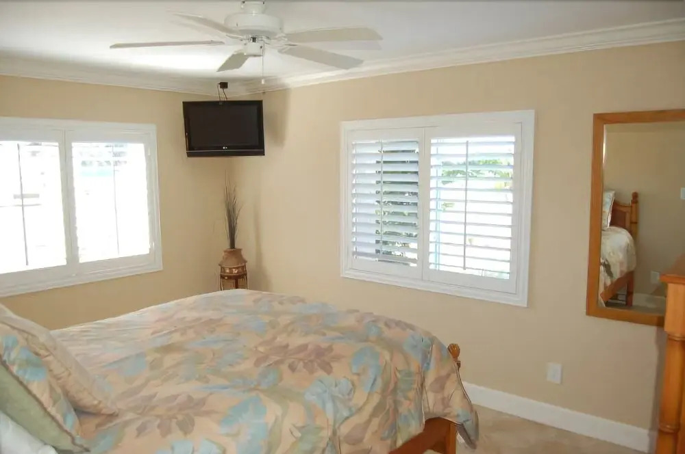 Sunset Royale - 116 2 Bedrooms 2 Bathrooms Apts