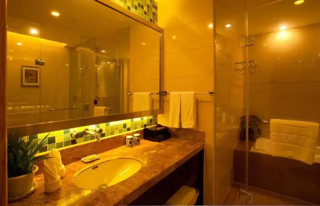 ZTG MingTing ShunChang Hotel