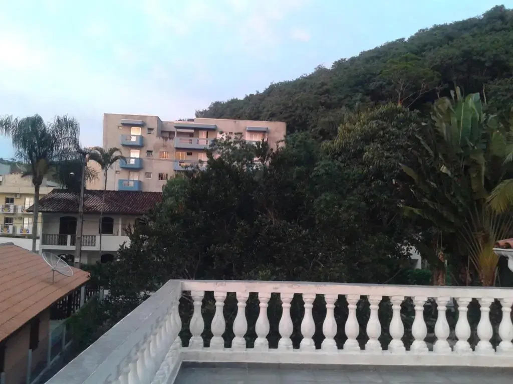 Praia Grande Ubatuba Casa 3 dormitórios 3 vgs.