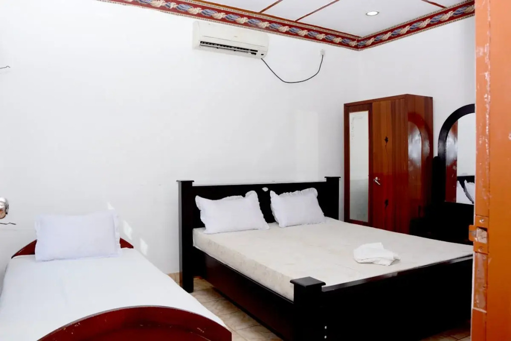 New AT Hotel