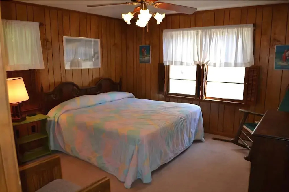 MW Rowell - 5 Br Home