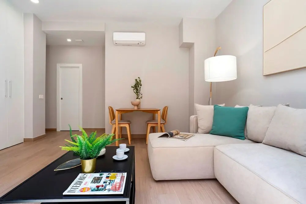 Nice apt With Terrace in Malaga Trinidad Grund B