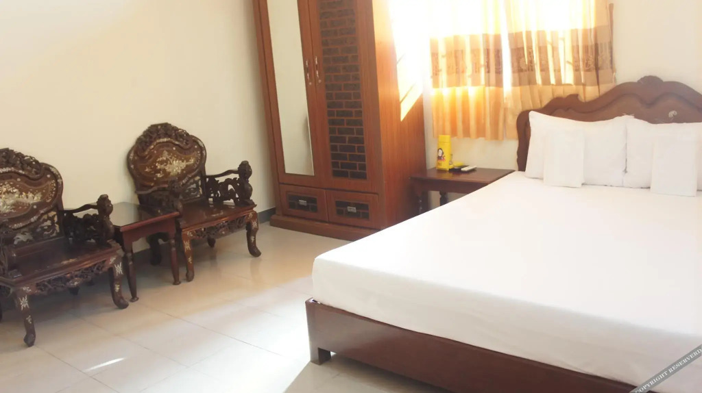 Whynot Hotel