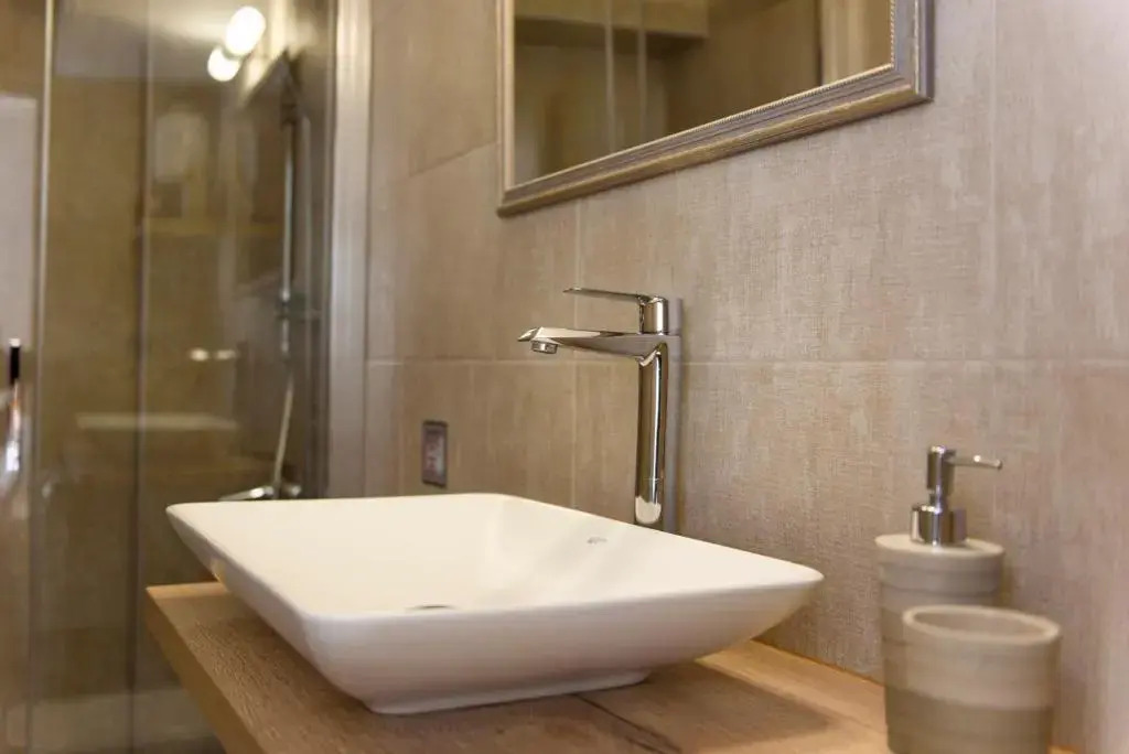 ✰Bright, renovated, spacious and cosy studio✰