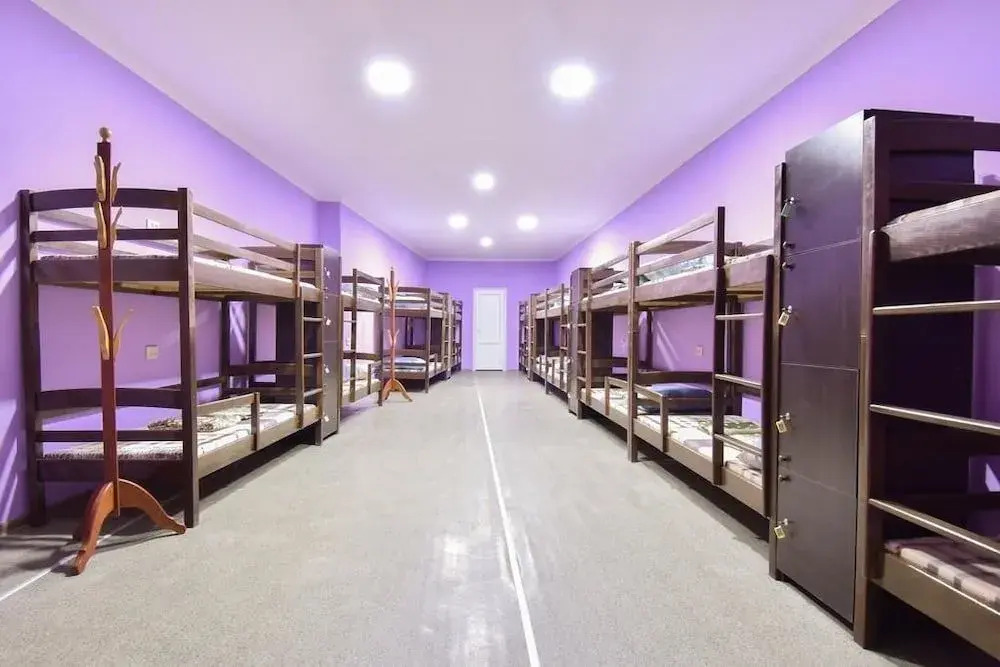 Green Hostel And Tours