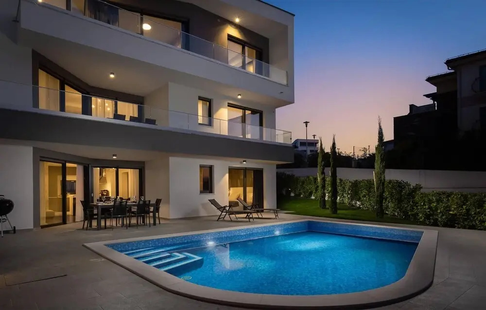 Gorgeous Home In Zidarici