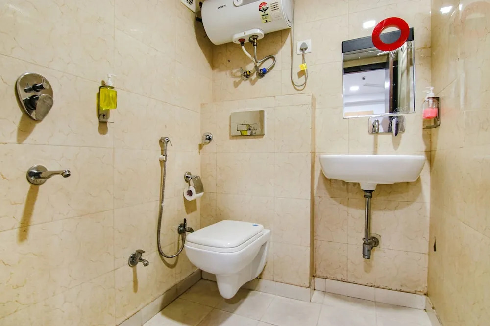 FabHotel Moro Rohini Sector 11