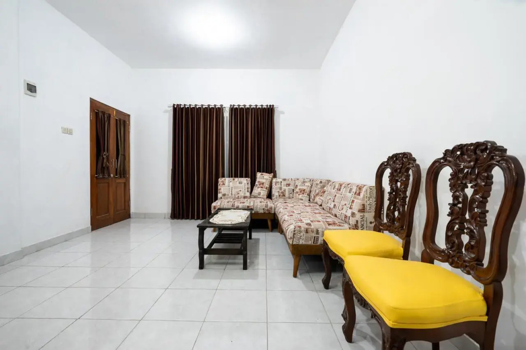 OYO 2098 Homestay KK