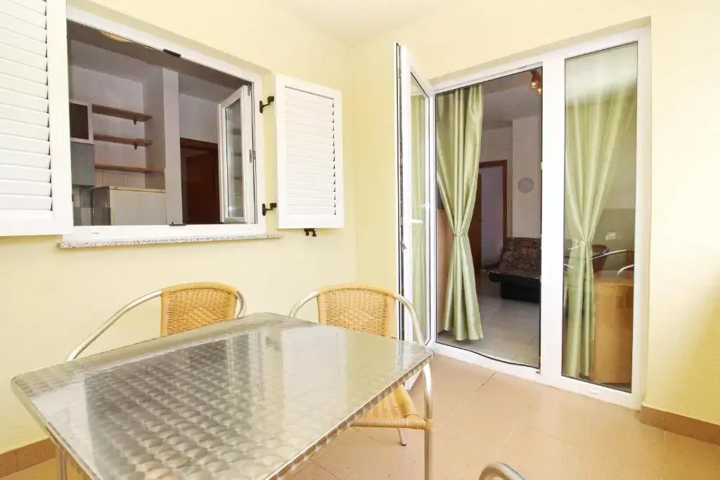 Apartments Limun Zarok