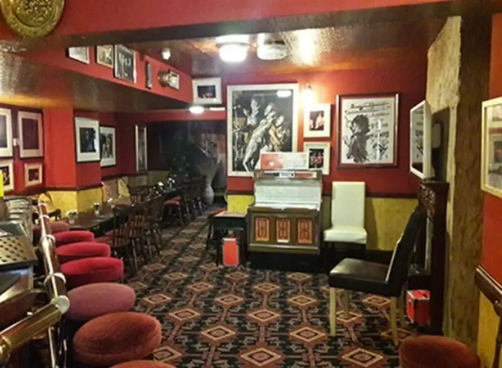 Mornington Hotel