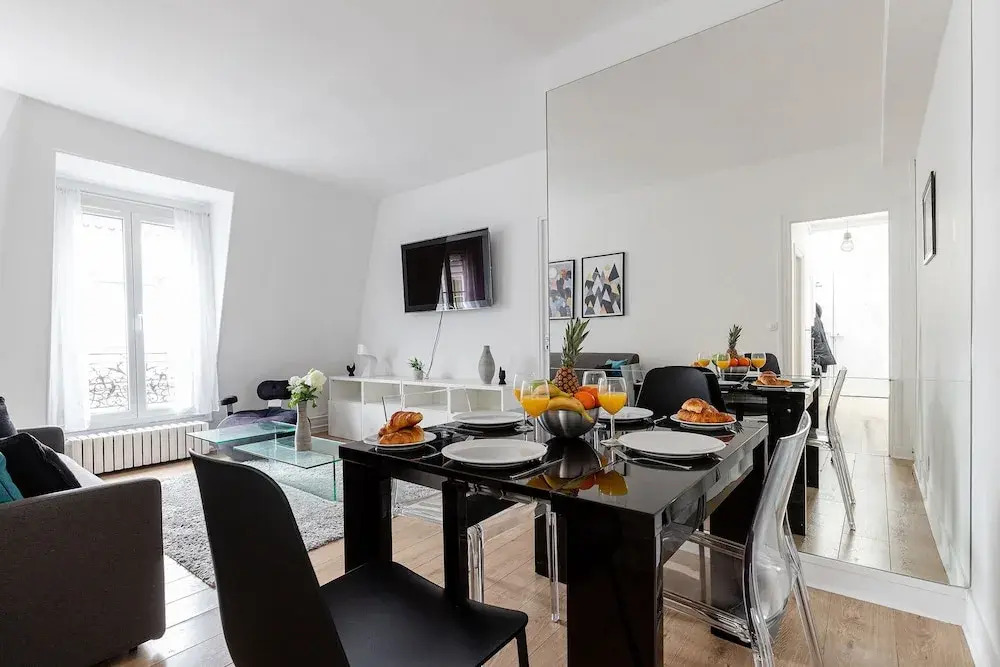 Eiffel Tower - Bir Hakeim Apartment