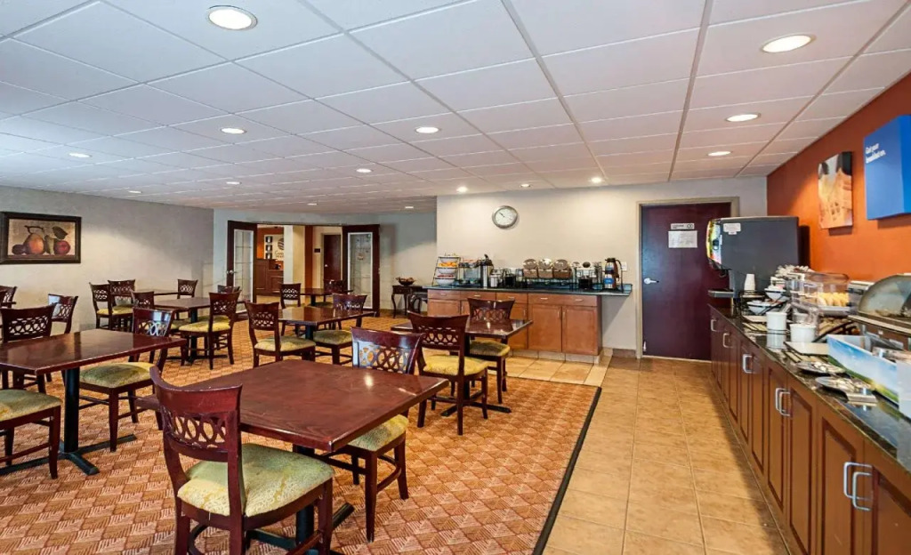 Comfort Inn & Suites Cambridge