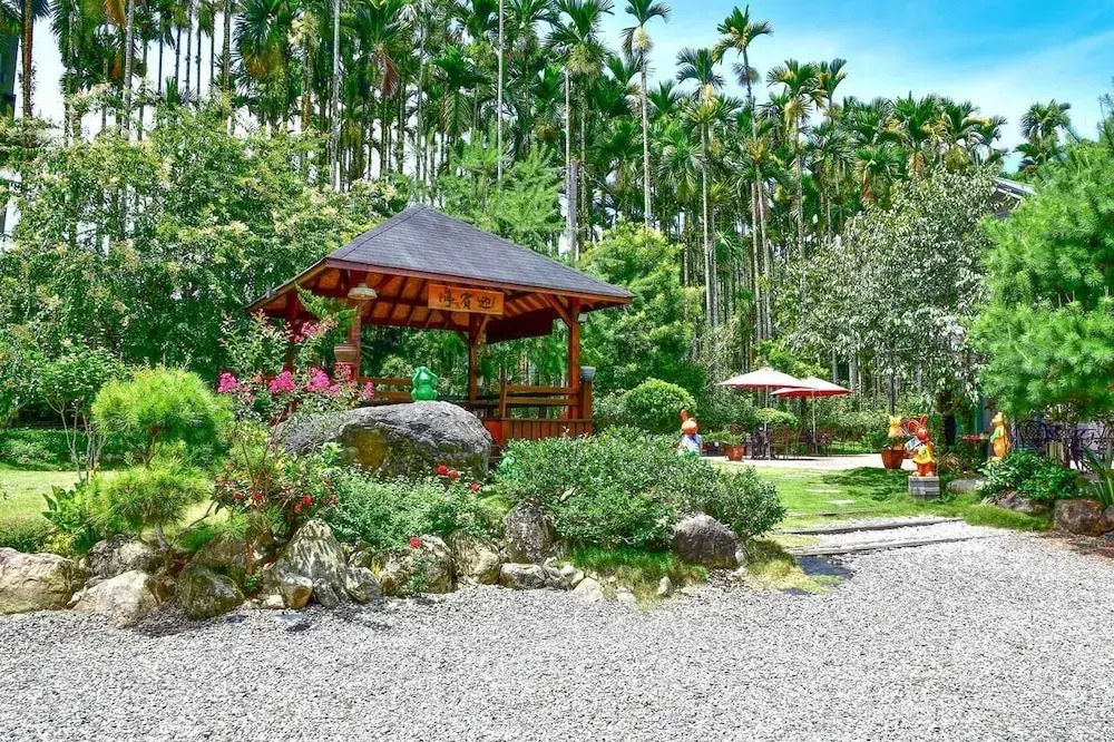 Yujue Holiday Villa