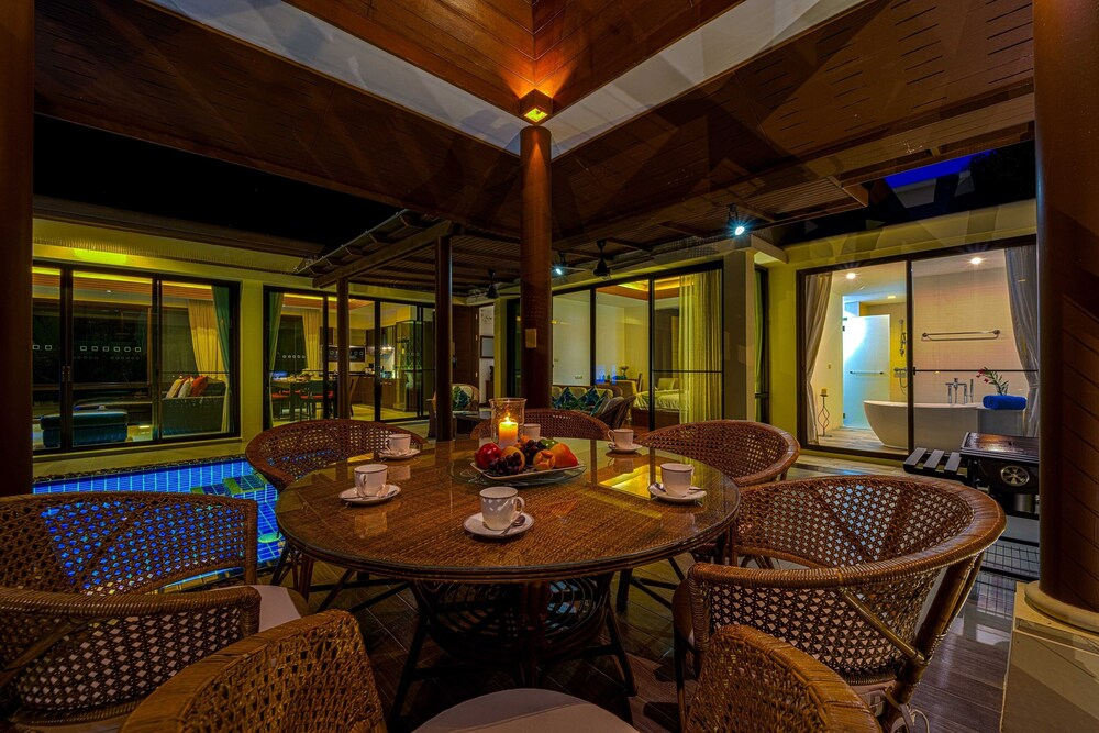 3 Bed Luxury Bali Style Villa Close To Beach PR6
