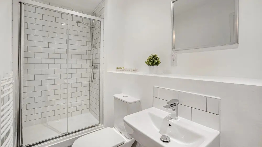 Oceanic Bliss Sleeps 7 With Netflix