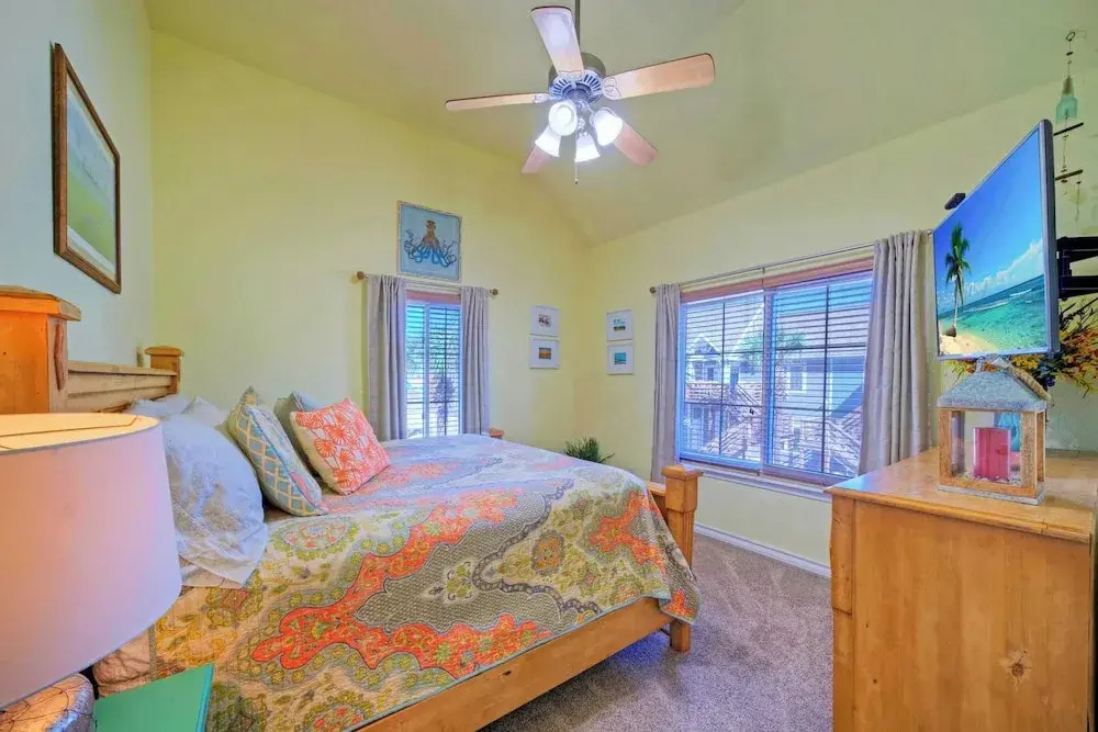 Communal Pool, Beach Gear & Prime Location Near Port Aransas Beaches Salty Seas by Avantstay