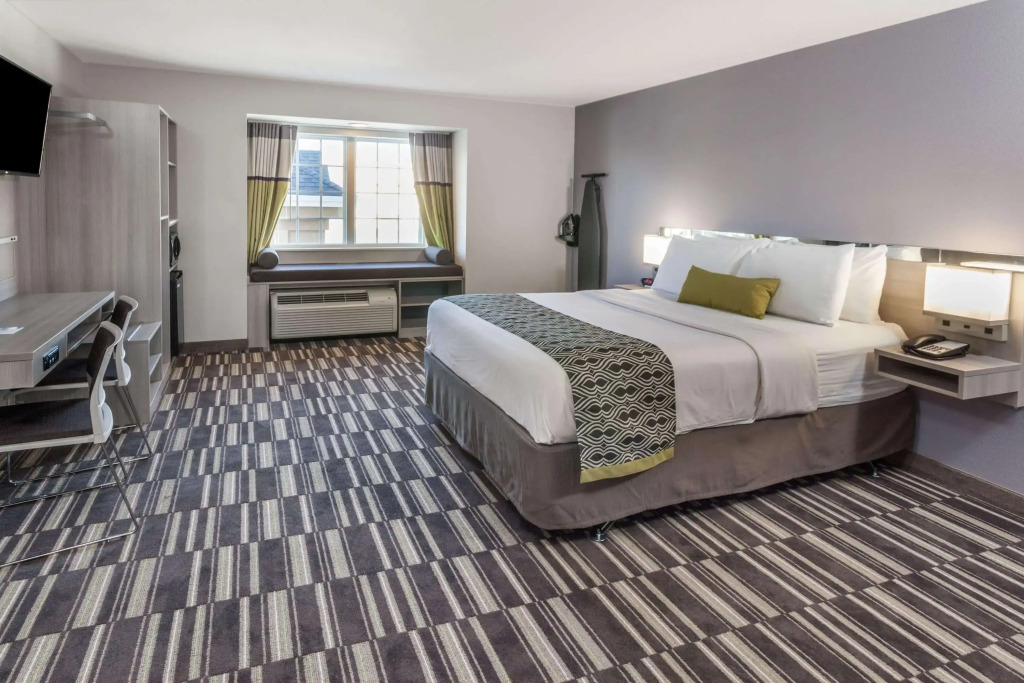Microtel Inn & Suites by Wyndham West Fargo Near Medical Center