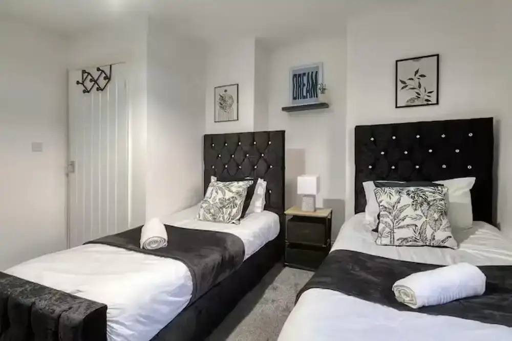 Last Min Weekend Stay, Trafford, Pets Welcome