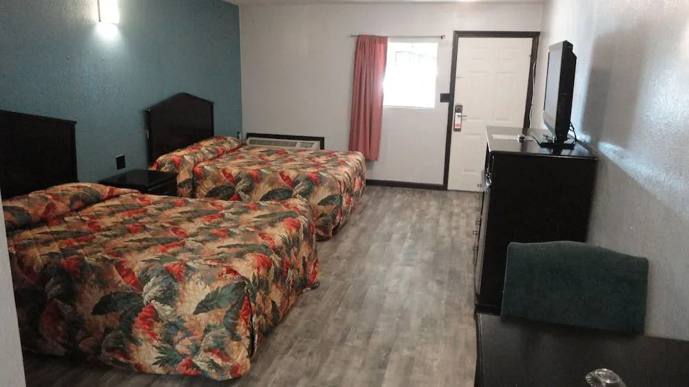 Western Inn - Pensacola