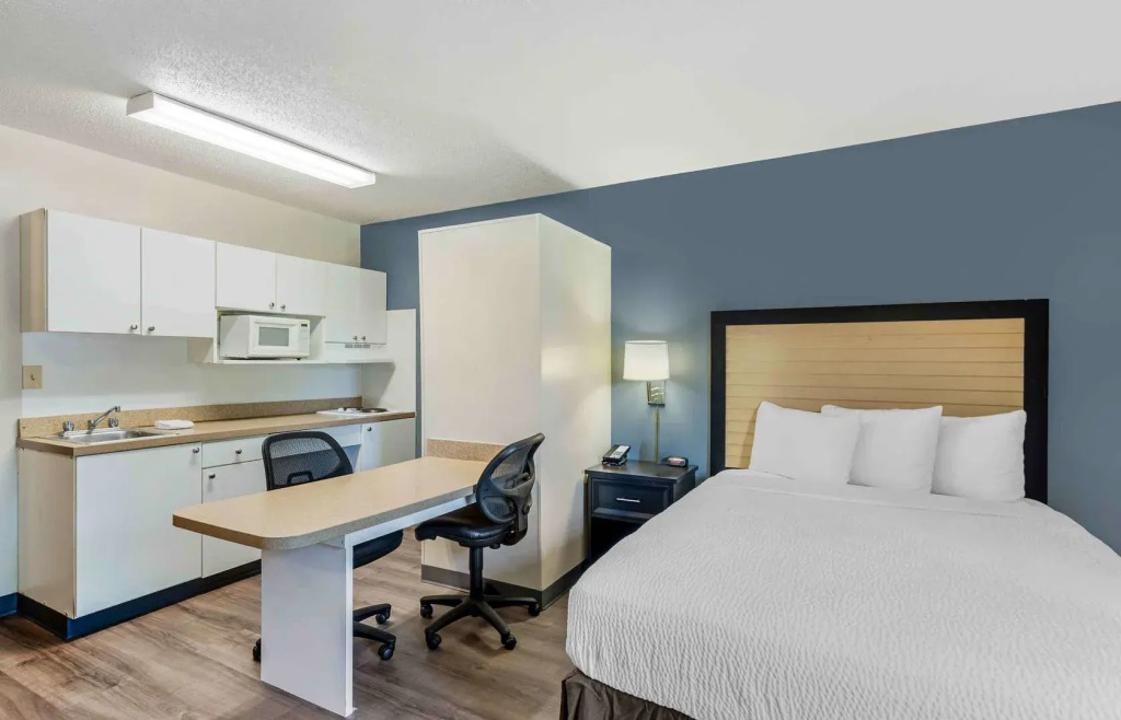 Extended Stay America Select Suites - Chicago - Rolling Meadows