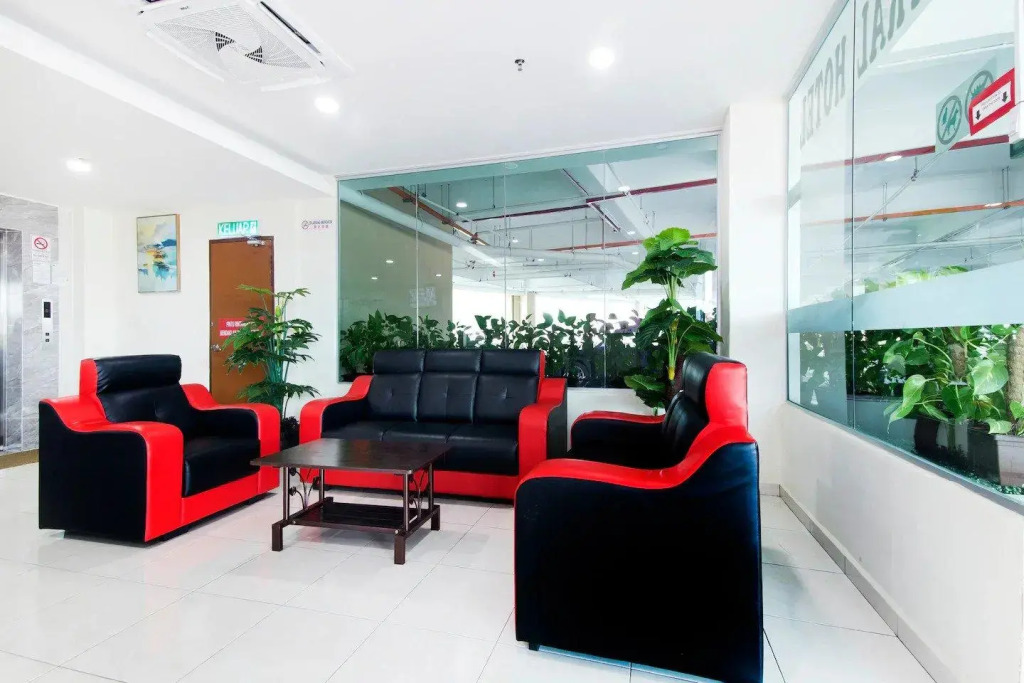Central Hotel