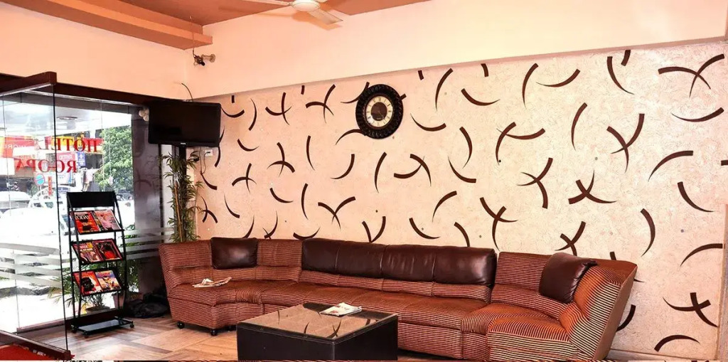 Hotel Roopa