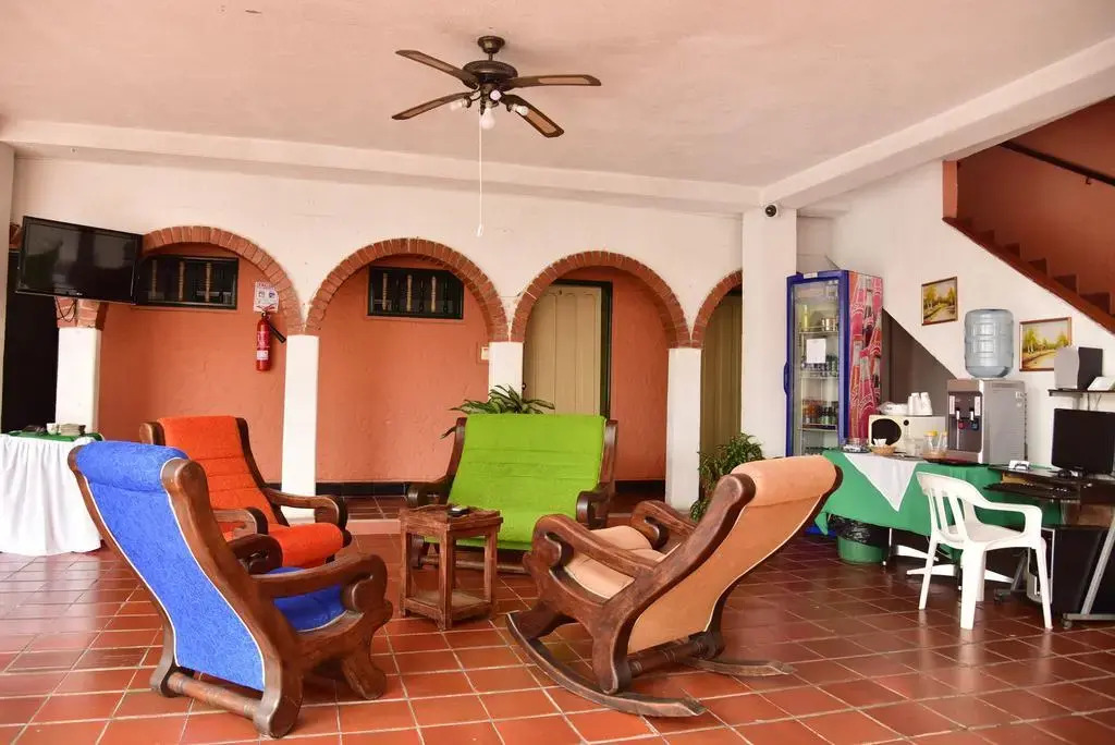 Hotel Abril