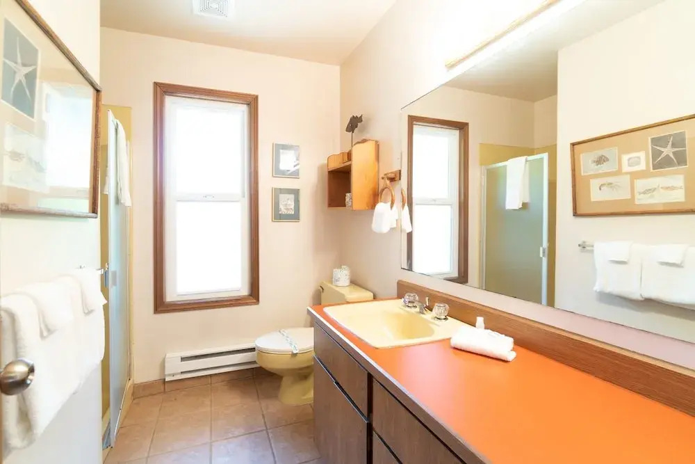 Neskowin Nest 4 Br home by RedAwning