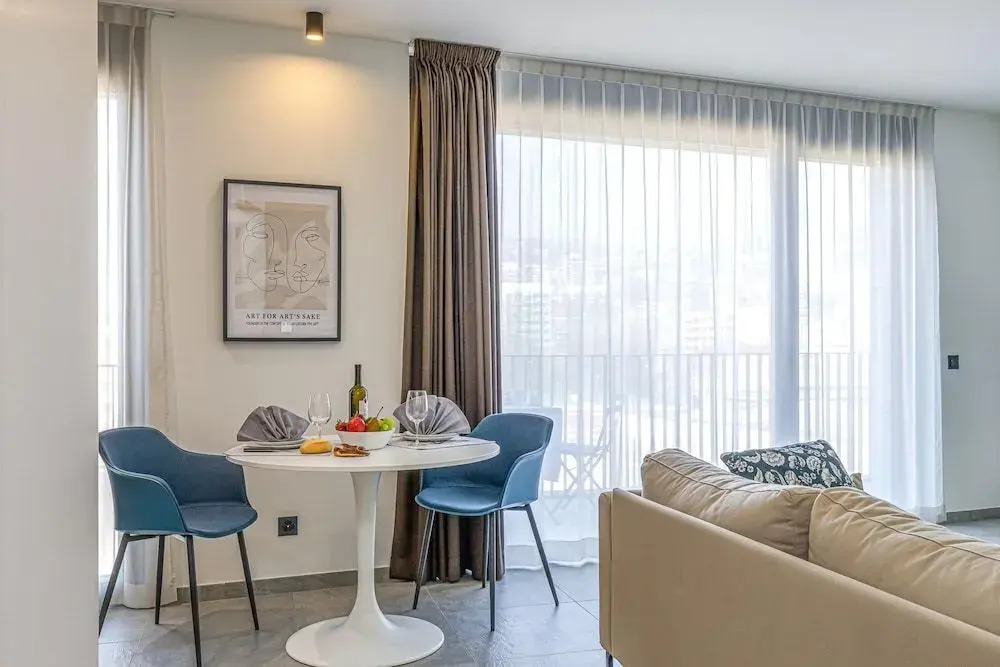 Icon H 505 Suite Business