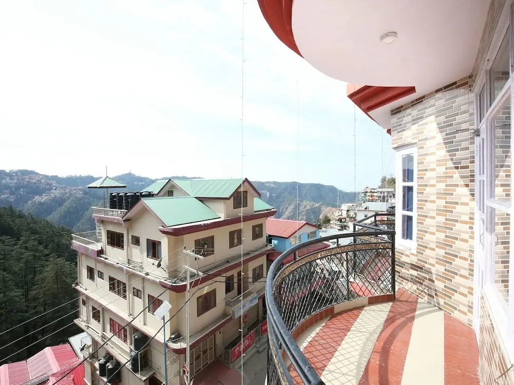 OYO 11863 Home Valley View 2RK