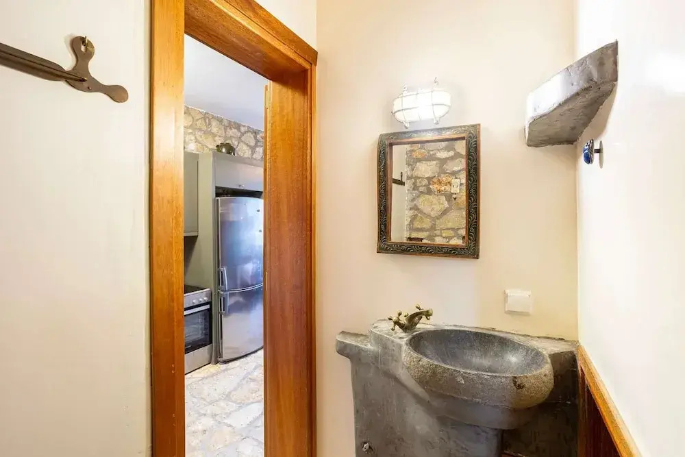 Stone Farmhouse in Groves - Sea & Mountain Views