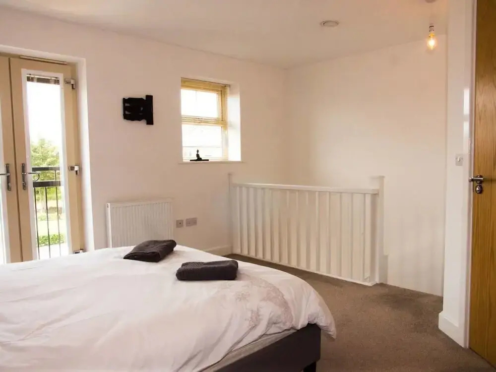 Impressive Urban Townhouse - Leeds City Centre