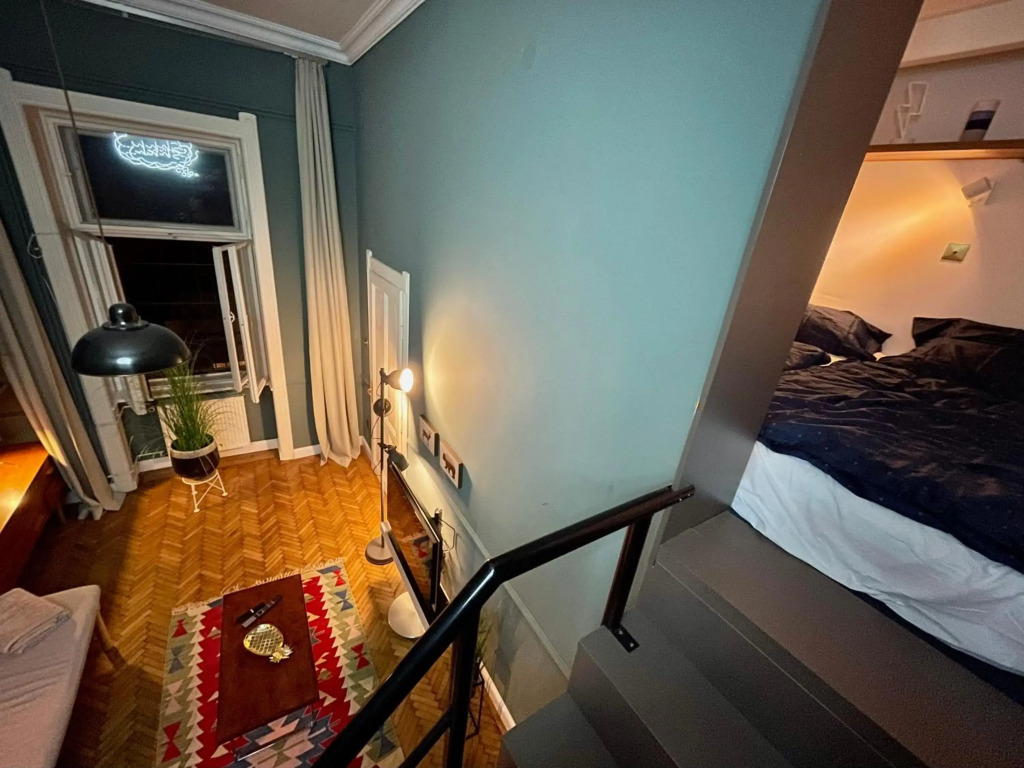 Lovely Vintage Budapest Studio