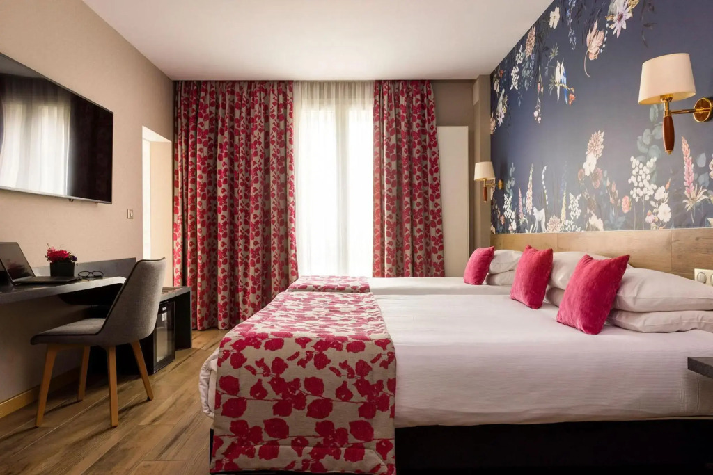 Hotel Bristol
