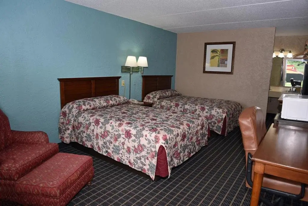 Bonifay Inn