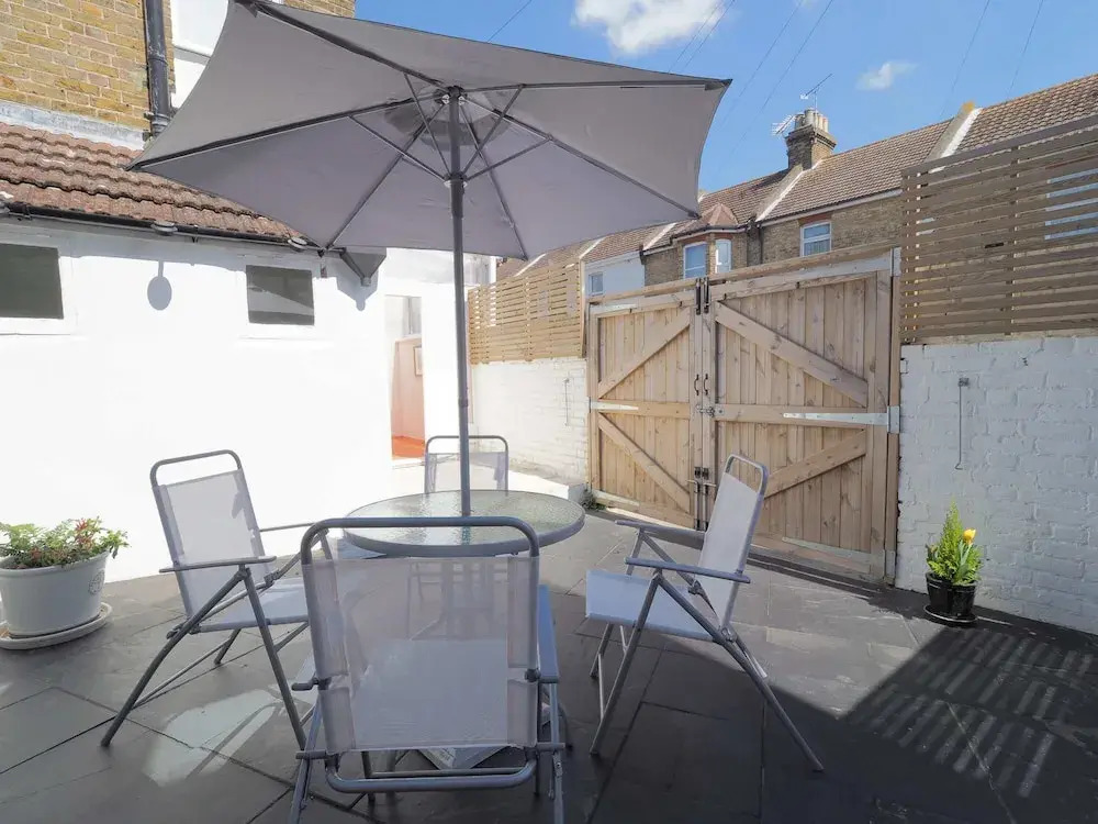Host & Stay - Herbert Road
