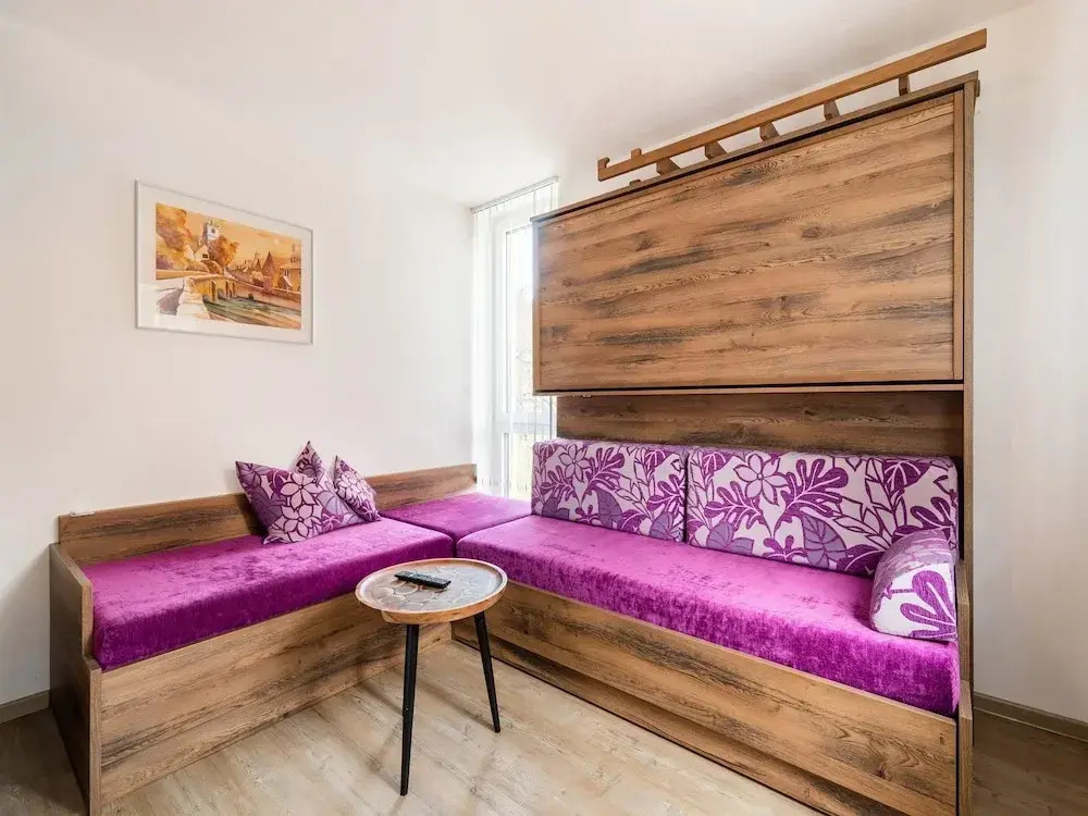 Large Apartment in Sankt Georgen With Balcony