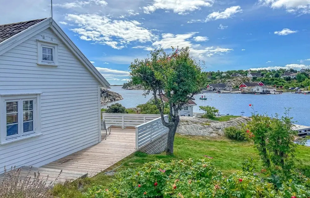 3 Bedroom Stunning Home In Flekkerøy