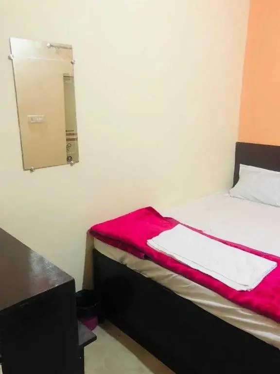 OYO The Bliss Guest House & Restaurant