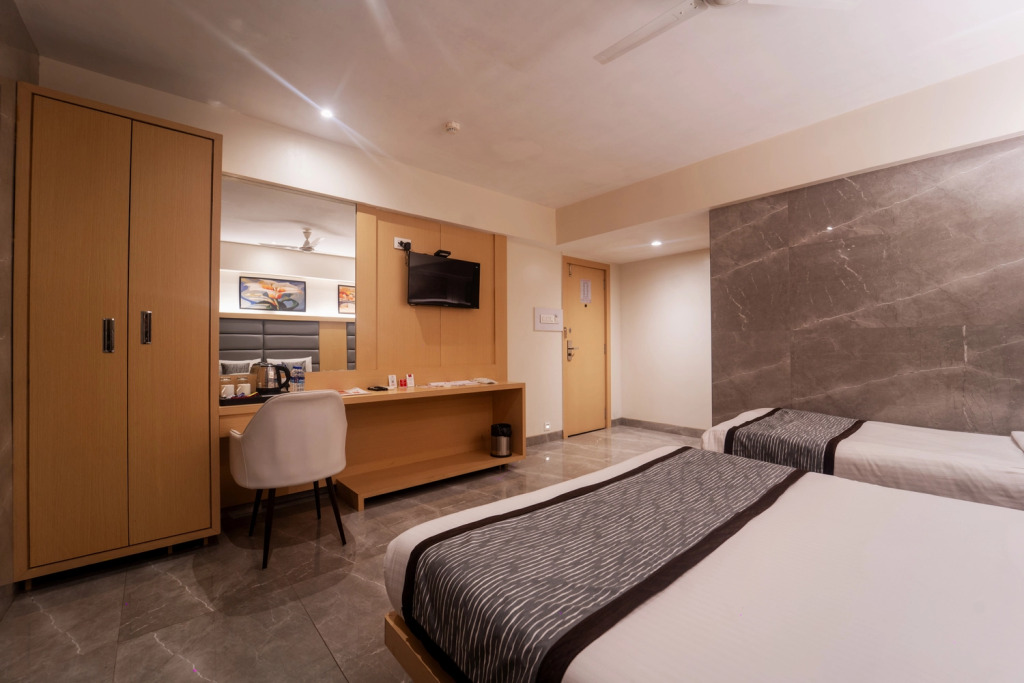Shyanu Lords Eco Inn Airoli-Near Mindspace