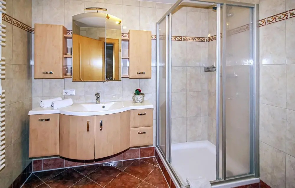 Beautiful Home in Grossarl With 5 Bedrooms and Wifi