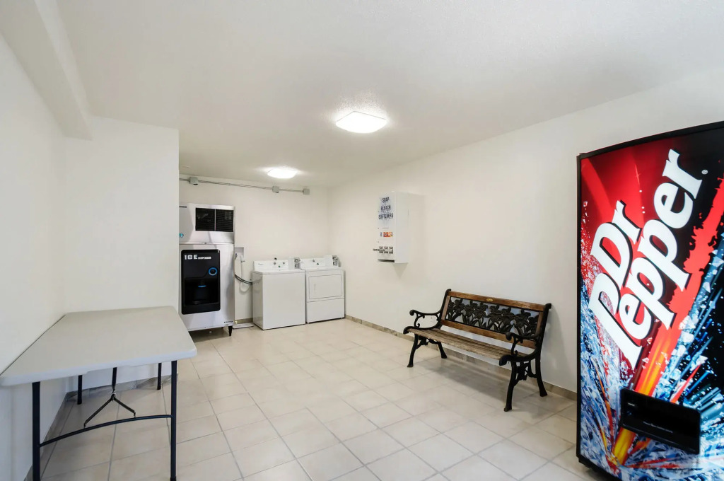 Motel 6-Charles Town, WV