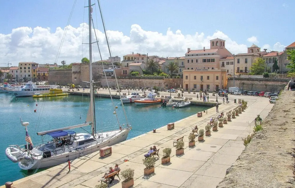 Beautiful Apartment in Alghero With 1 Bedrooms