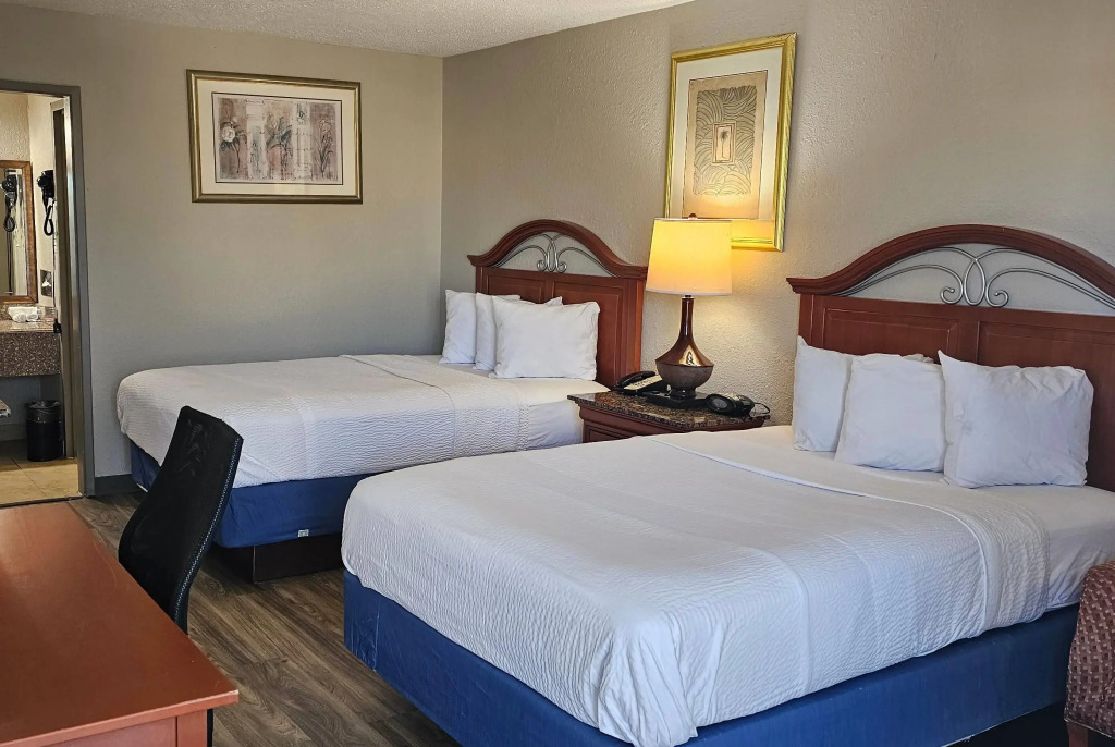 Days Inn by Wyndham Orlando Downtown