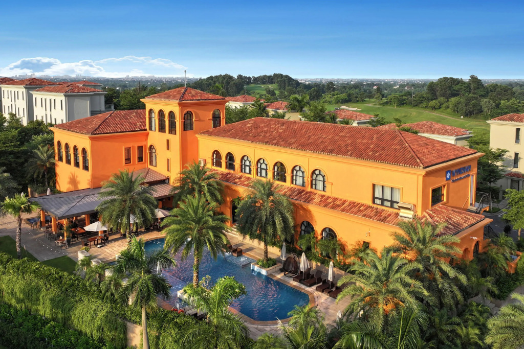 Wyndham Sky Lake Resort And Villas
