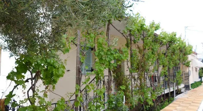 Katerina Vergini Apartments