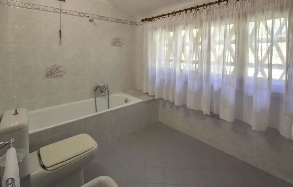 Nice Home in Pietrasanta With Wifi, Indoor Swimming Pool and Outdoor Swimming Pool