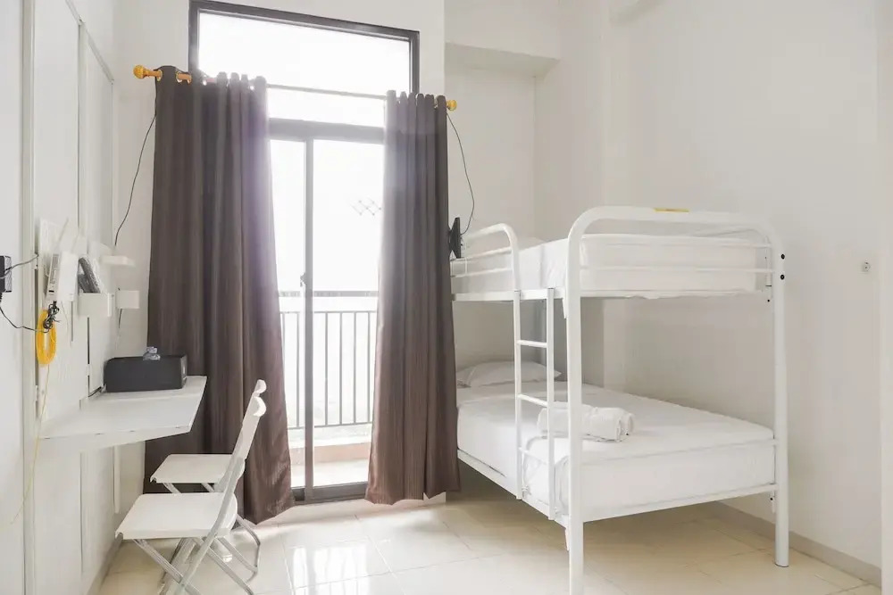 Comfortable and Cozy Living Studio Room Apartment at Dave By Travelio